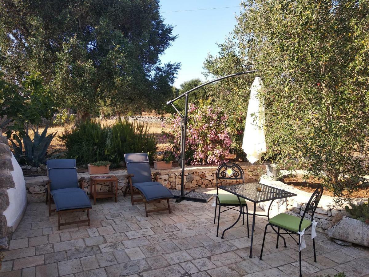 Piccolo Trullo Ostunese Le Jardin de Sophie' Ostuni Extérieur photo